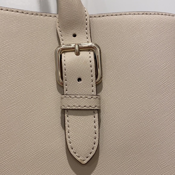 Kate Spade ♠️ New York Cream Shoulder/Tote Bag Ariel Cove Street Ostrichegg EUC - Picture 4 of 16